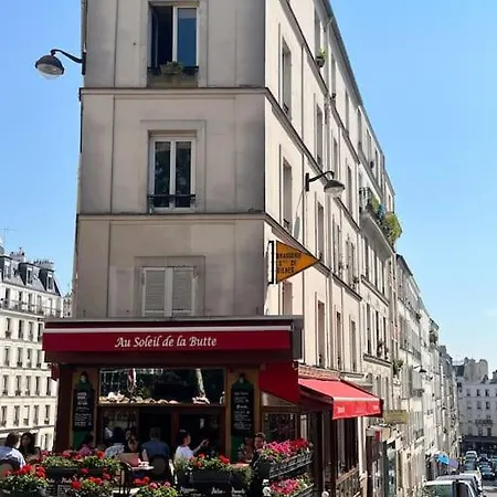 Magnifique 2p Avec Vue Sur Le Sacre Coeur Paris